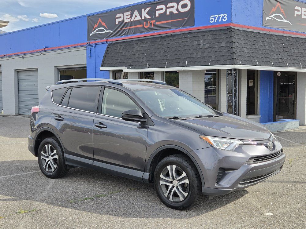 2017 Toyota RAV4 LE
